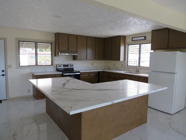 Photo - Beautiful Hilo Home-utilities included