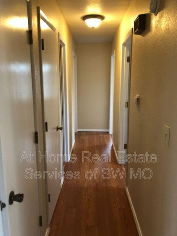 Photo - 3231 W Olive St