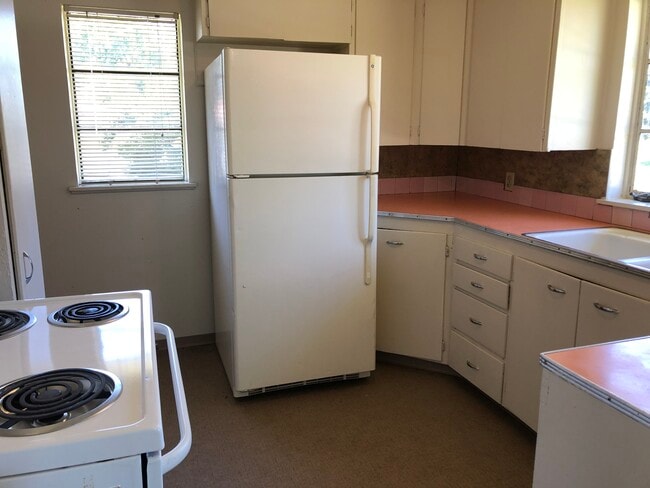 Photo - 1330 NE Hillside Dr Unit A