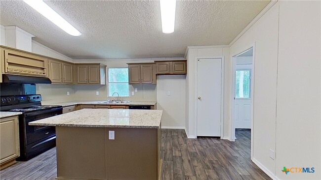 Photo - 100 Co Rd 194