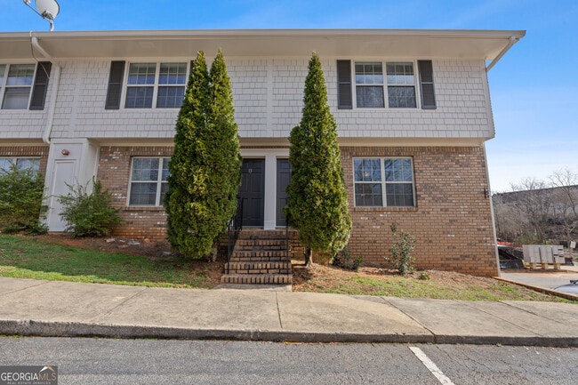 14 Villa Ct SE
