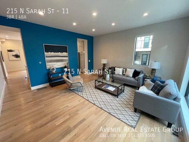 Photo - 215 N Sarah St