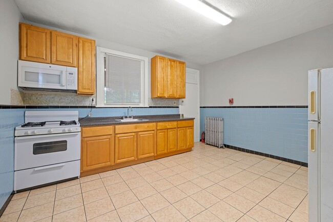 Photo - 700 N 64th St Unidad 1F