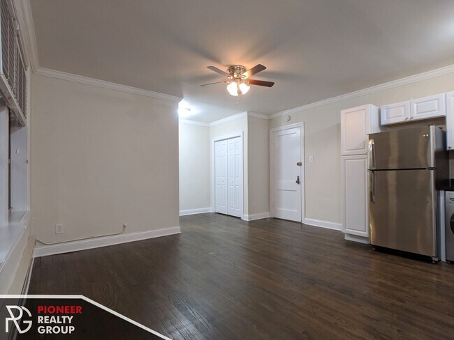 Photo - 3340 N Marshfield Ave Unit 3345-209