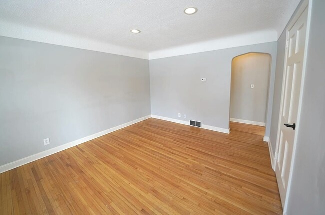 Photo - 7311 Nicollet Ave