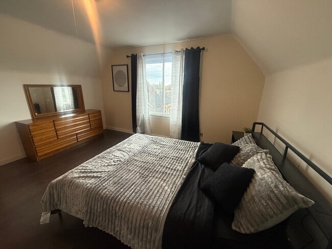 Photo - 1222 Lenox Ave Unit Skyview (Furnished/Unfurnished)