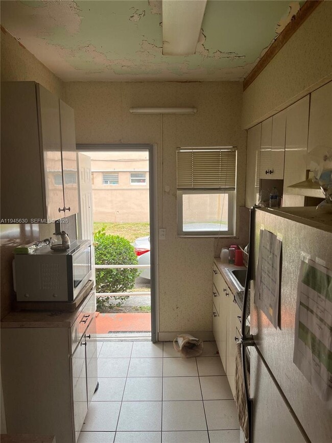 Photo - 715 NE 91st St Unit 1A