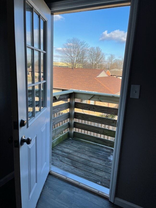 Heartwood Balcony - Upstairs unit