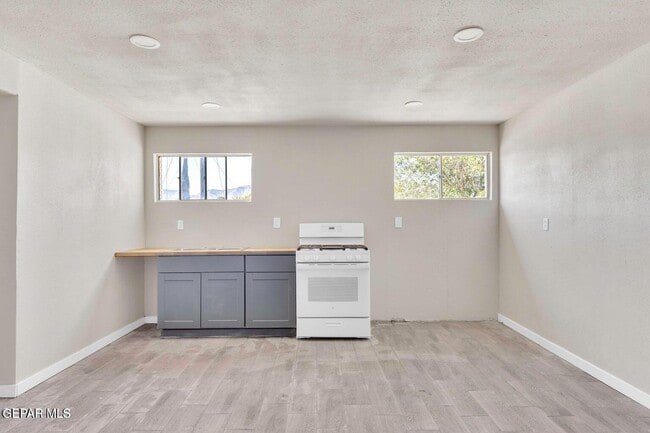 Photo - 8827 Mt Elbert Dr