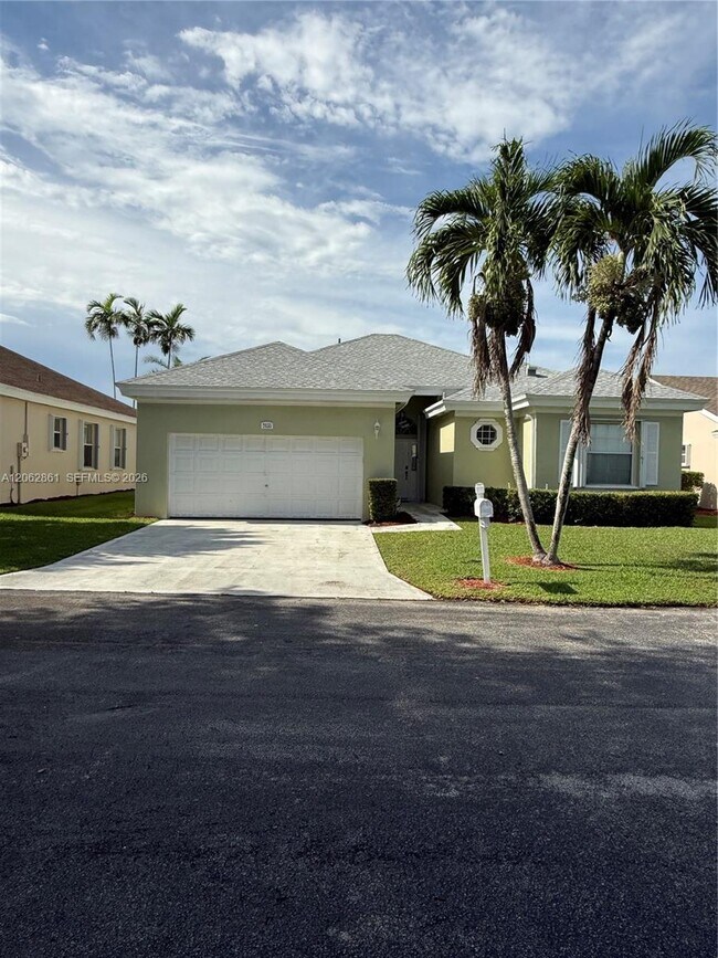 Photo - 2435 SE 7th Pl