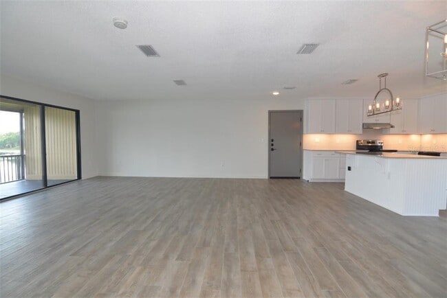 Photo - 361 W Lake Faith Dr Unit 112