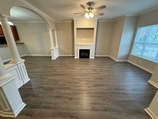 Photo - Beautiful 3 Bedroom Town Home! AMAZING CARY LOCATION!!!!