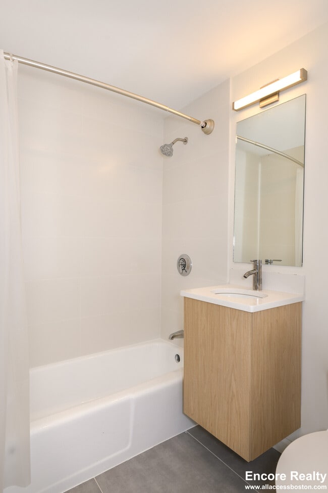 Photo - 192 Hillside St Unit #9