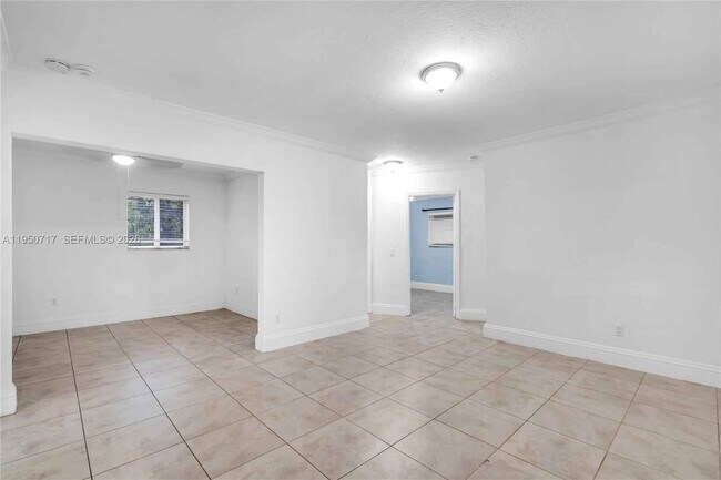 Photo - 6401 Grant St