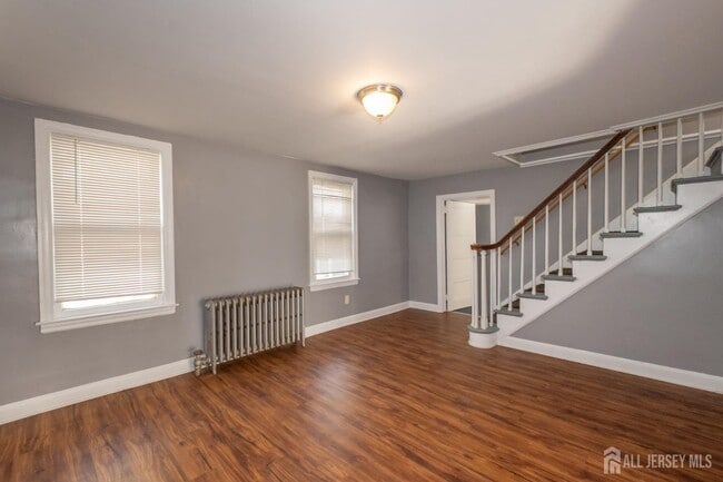 Photo - 217 MacArthur Ave