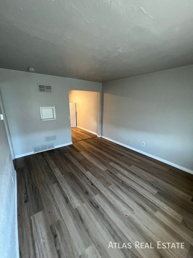 Photo - 4538 Clayton St Unit 3