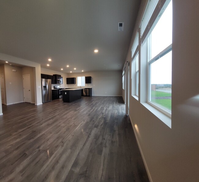 Photo - 1152 SW Pendleton Way