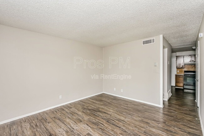 Photo - 3807 Coates Cir