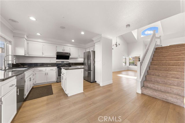 Photo - 2 Cameron Cir