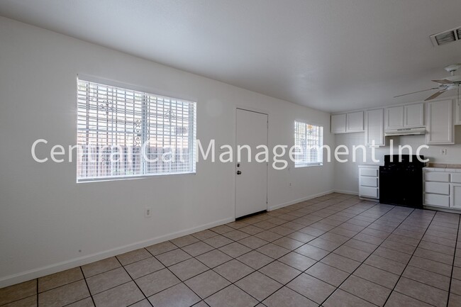 Photo - 1871 Quincy St Unit Apt A