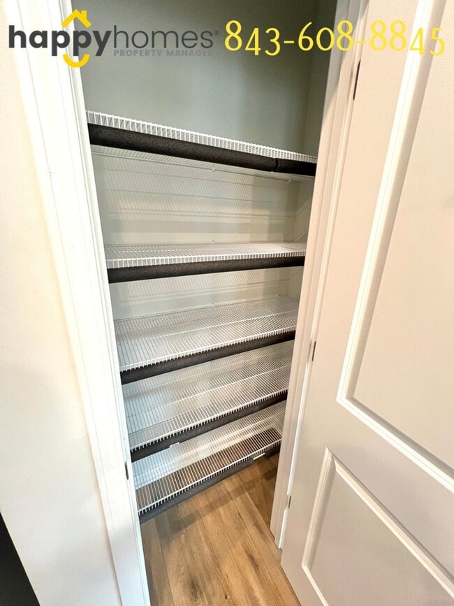 Photo - 3/2 Home in Saint John's Lake Located on John's Island