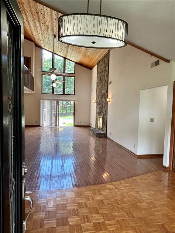 Photo - 115 Nesbit Ferry Pl