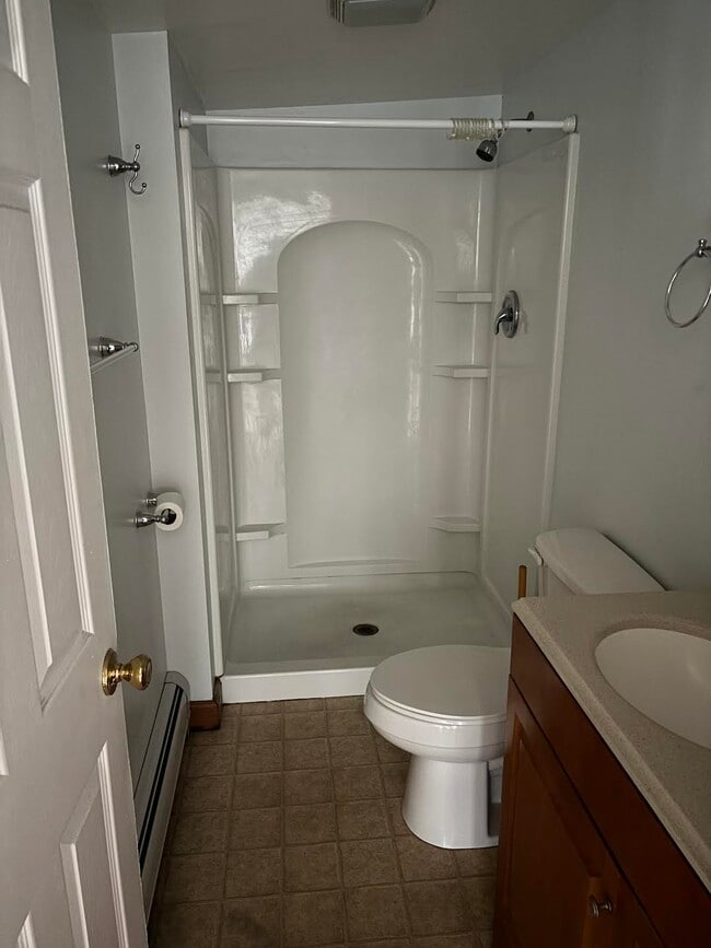 Photo - 125 Church St Unit 3