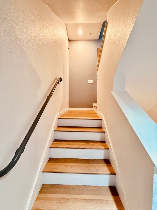 Photo - 2869 Regatta Dr