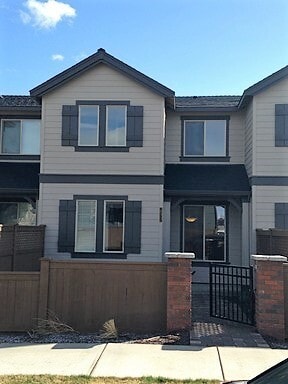 Building Photo - 20952 NE High Desert Ln