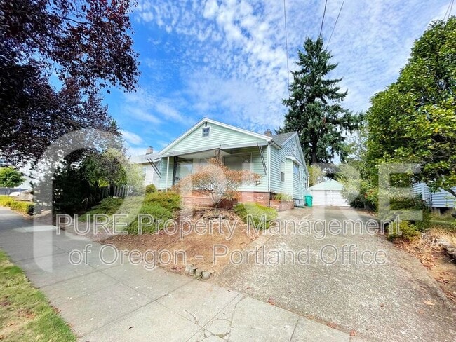 Photo - 1737 N Rosa Parks Way