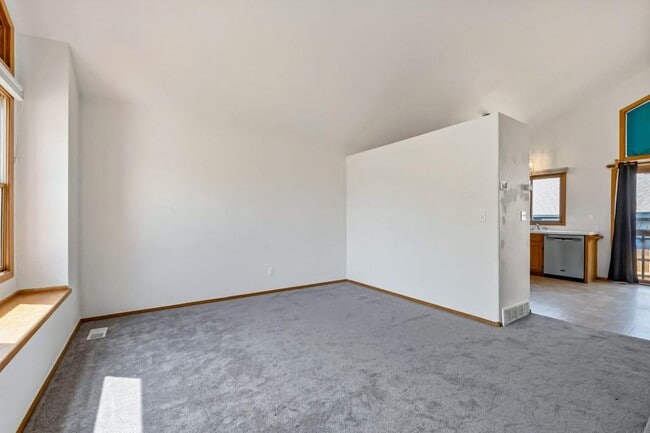 Photo - 1857 Winchester Ct