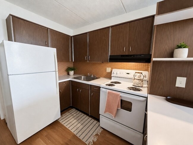 Building Photo - 200 Swanton St Unit 738