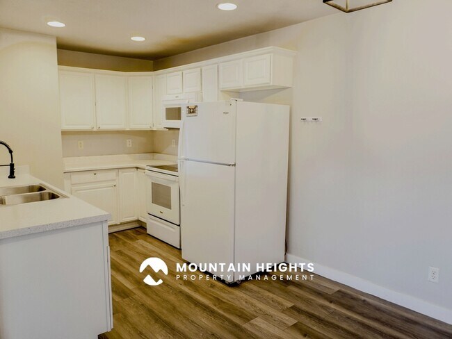 Photo - 26 W 7500 S Unit 6