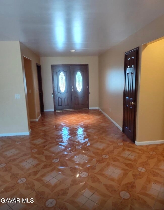 Photo - 3226 E Ave H10