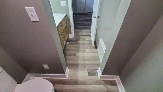 Photo - 408 Chaucer Rd