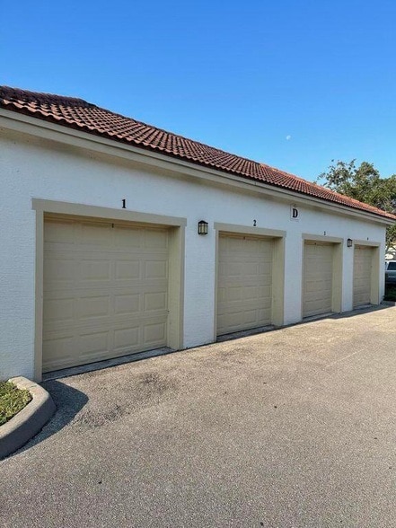 Photo - 549 SE Prescott Pl