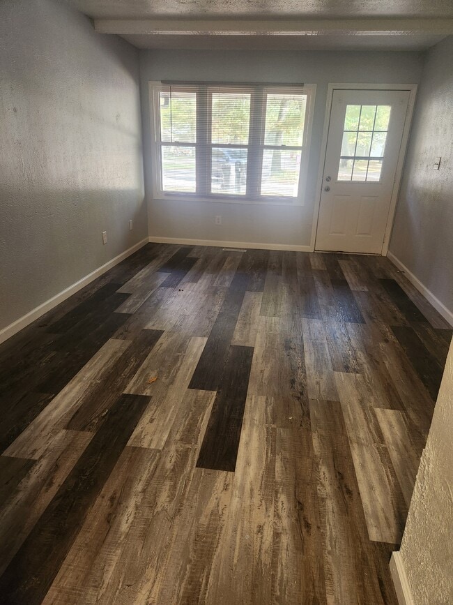 Photo - 25630 Thelmadale Dr