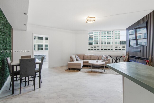 Photo - 801 Brickell Bay Dr Unit 764