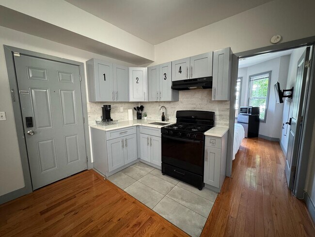 Photo - 157 Bidwell Ave Unit 2