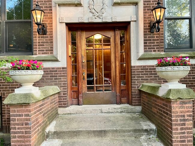 Photo - 1409 W Albion Ave Unit 3