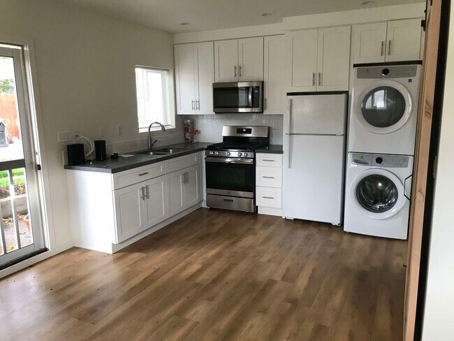 Photo - 6207 Goodland Ave Unit Guest House - Studio