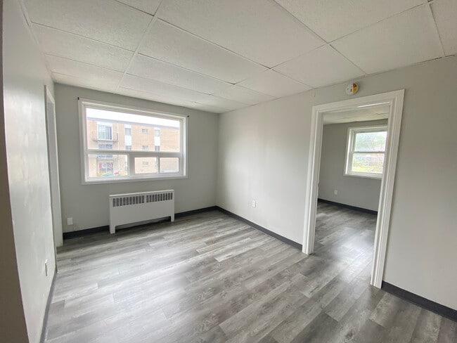 Photo - Mayfair Apartments