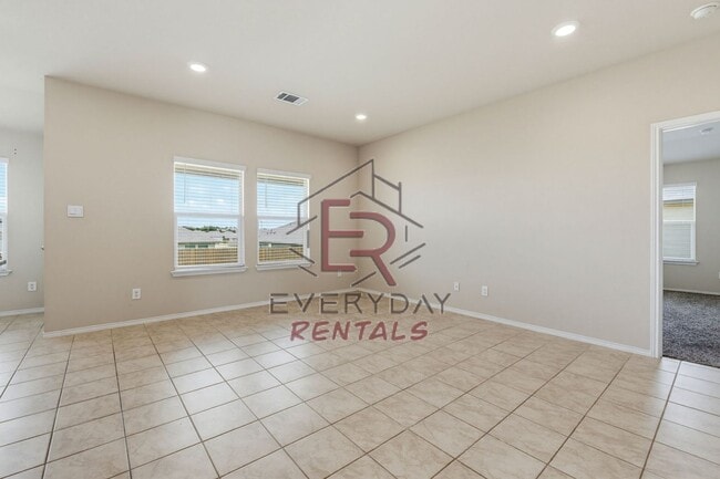 Photo - Beautiful Home Awaits you!