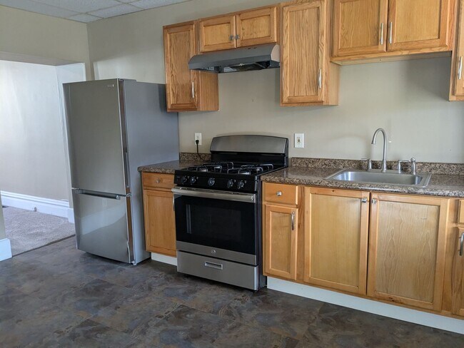 Photo - 2 bedroom, 1 bath in Beaver Falls