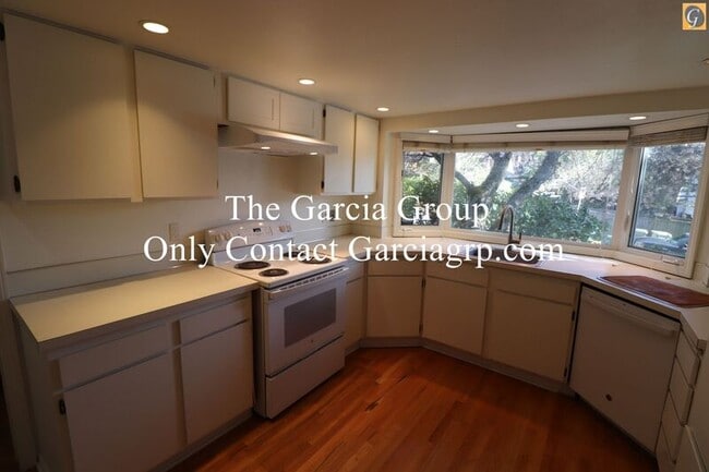 Photo - 1493 SW 66th Ave