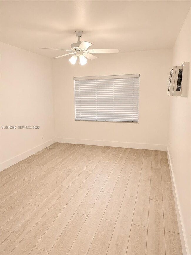 Photo - 7537 Buccaneer Ave Unit B