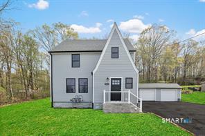 Building Photo - 161 Pines Bridge Rd Unit 1
