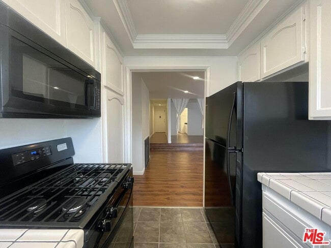 Photo - 1338 N Sierra Bonita Ave Unidad 102