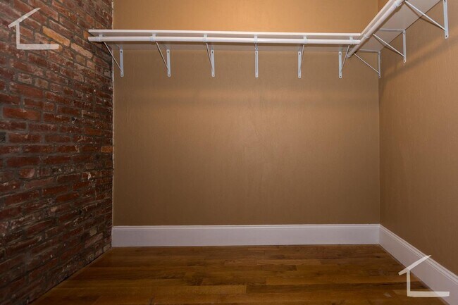 Photo - Unique and Top-notch...