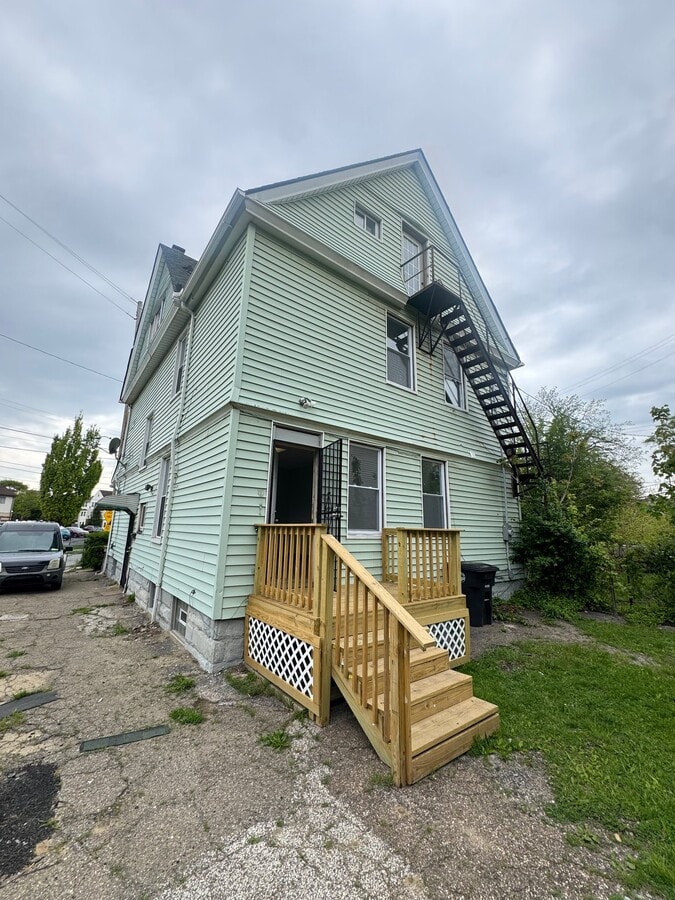 Photo - 1345 Addison Rd